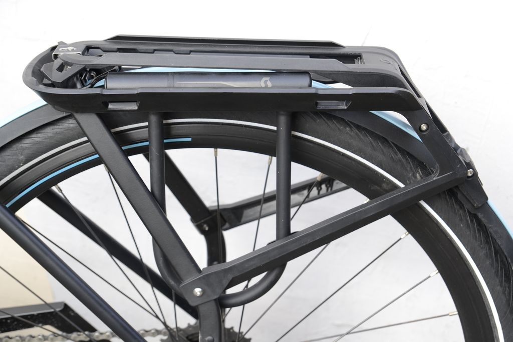 Z e-kolesom gre veliko lažje