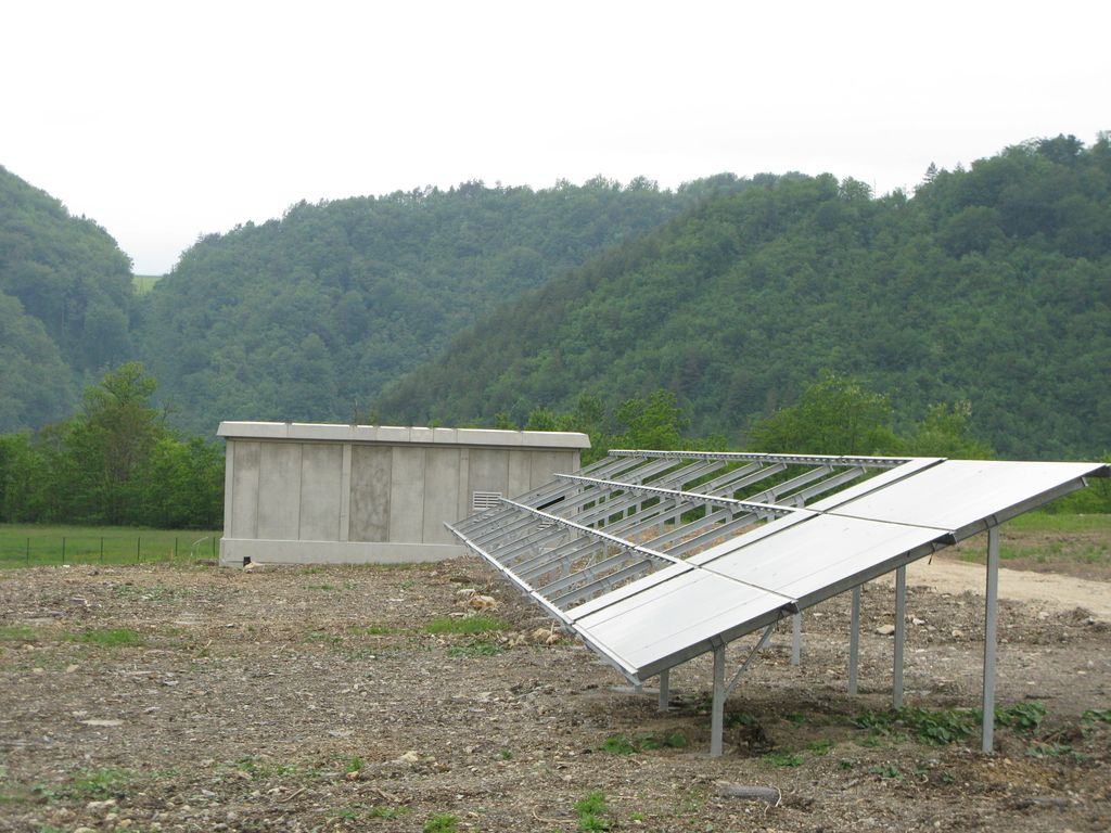 Naprodaj paket Solarjevih zemljišč v Kanižarici