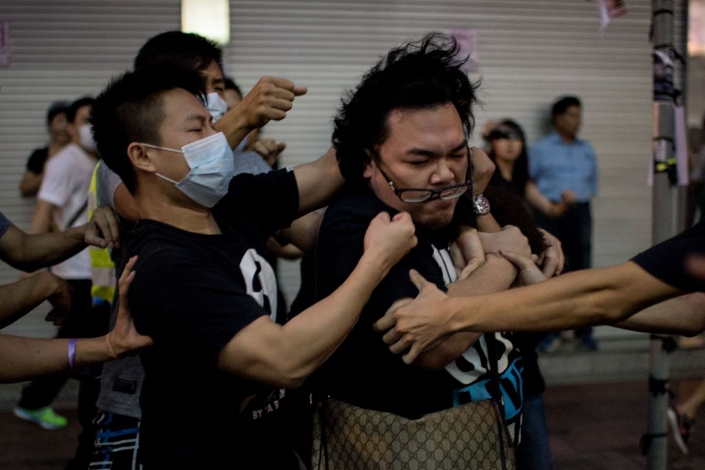 Hongkong: Mati azijskih združitev ali ločitev