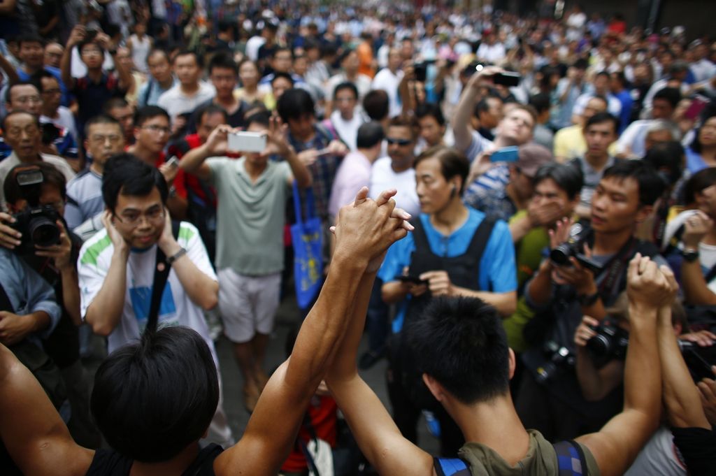 Hongkonški premier zahteva konec blokade mesta do ponedeljka