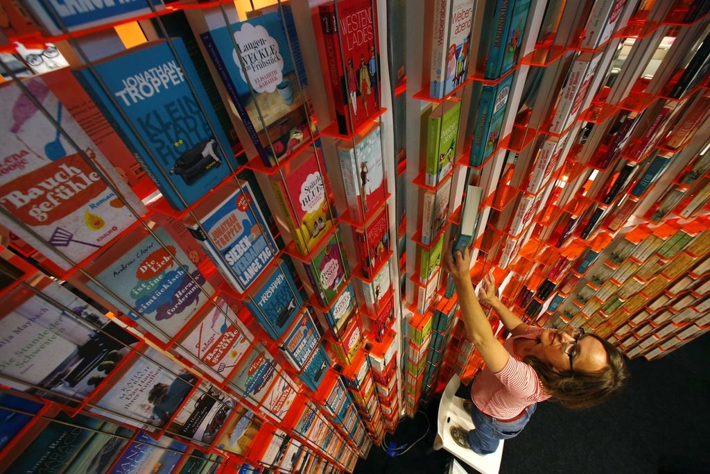 Amazon odprl prvo fizično knjigarno na Manhattnu