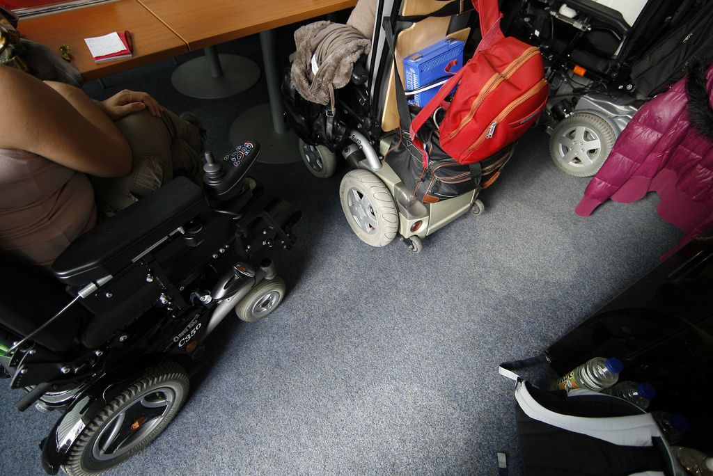Dostopnejši invalidski pripomočki