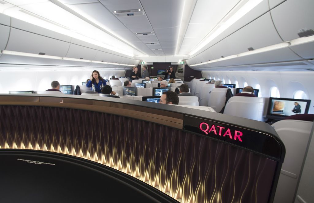 Prvi airbus A350 je prevzel Qatar Airways