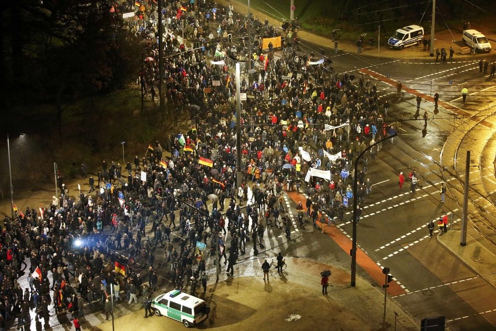 Najbolj množičen protest »proti islamizaciji Nemčije«