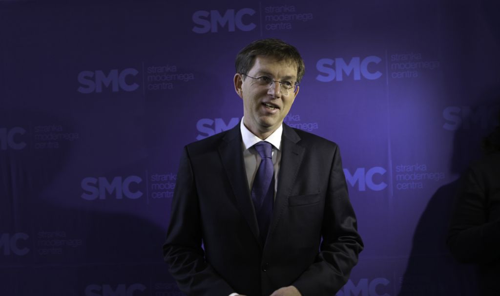 SMC med novim in starim