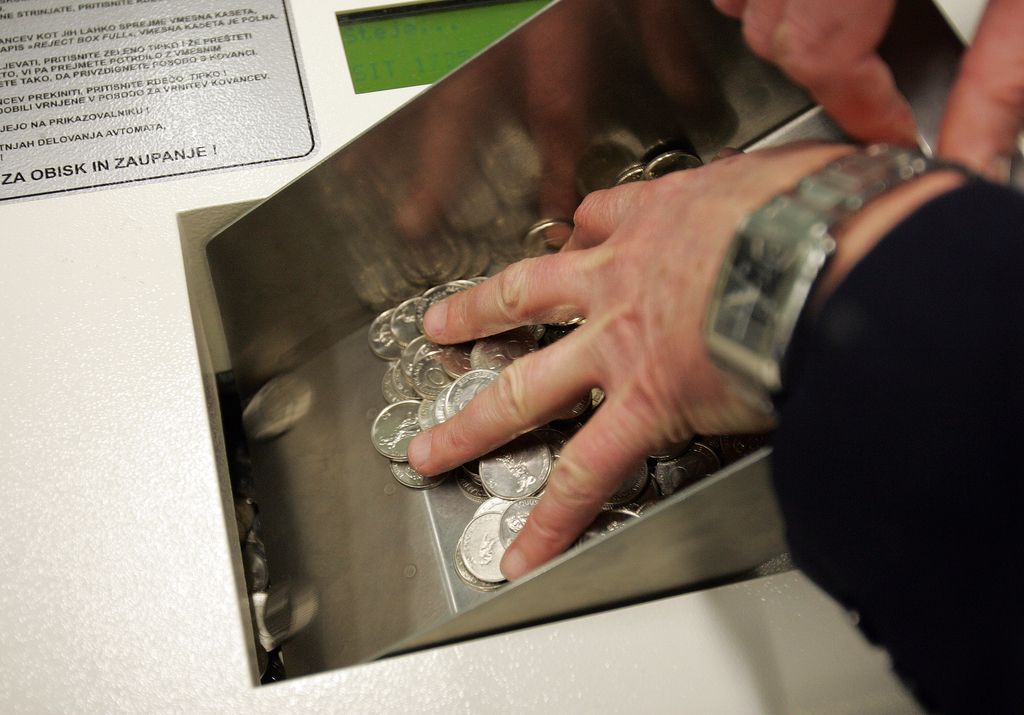 Finančna kriza načela ugled bank v Sloveniji