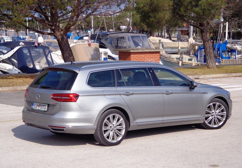Preizkusili smo: volkswagen passat variant 2.0 TDI 4motion avt.