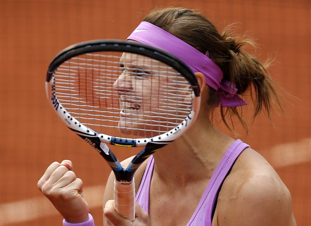 Roland Garros: konec za obolelo Šarapovo, Nole in Serena uspešna