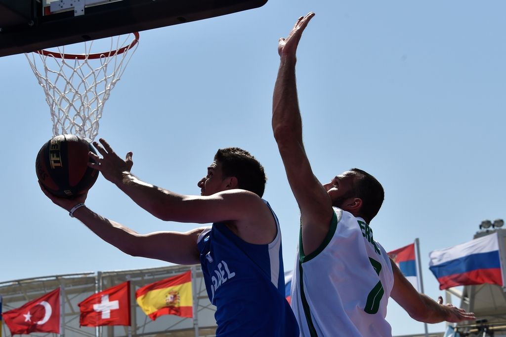Evropske igre: košarkarji in košarkarice v polfinalu