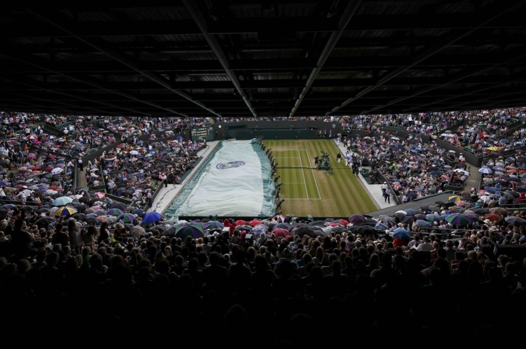 Wimbledon: Đoković in Williamsova po preobratih naprej