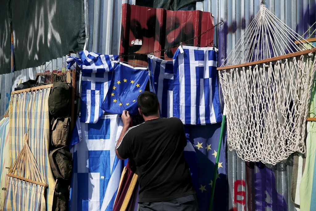 Po napornih pogajanjih o pomoči Grčiji  se je vendarle »pokadil beli dim«