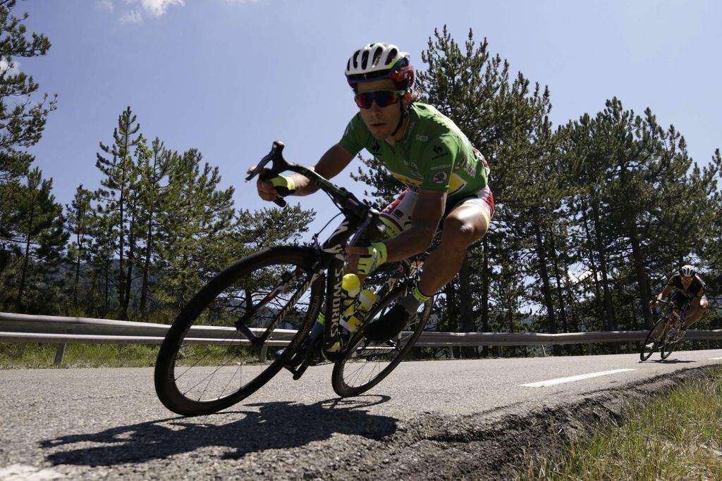 Tour: Molina prvi na cilju v Gapu, divji Sagan spet drugi