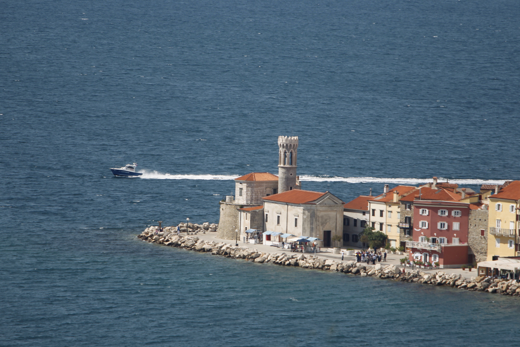 Inšpektor kaznoval hrvaška ribiča