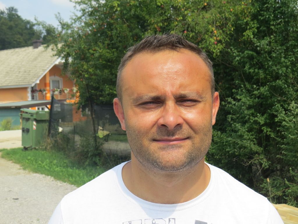 Do stranišča na koncu brez izjave o lojalnosti