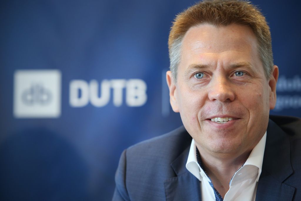 DUTB bo poplačala prvih pol milijarde evrov obveznic