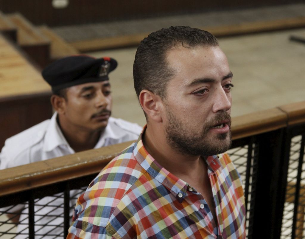 Egiptovsko sodišče novinarje Al Džazire znova obsodilo na večletni zapor
