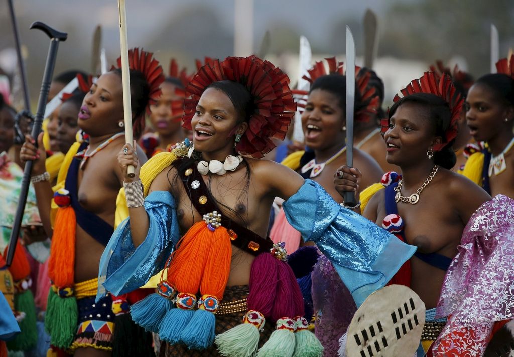Ples afriških devic