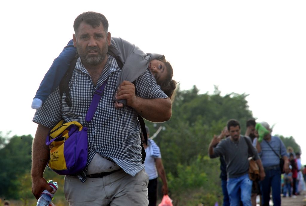 Avstrija s polnočjo uvaja nadzor na mejah, tudi s Slovenijo