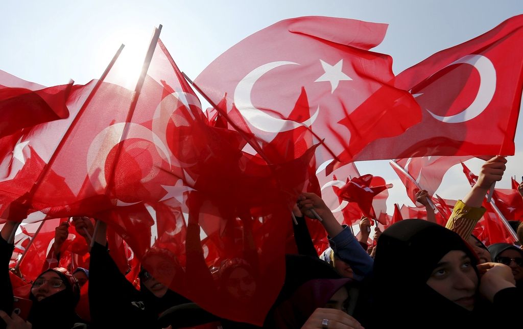 Ankara: V bombnem napadu najmanj 28 mrtvih