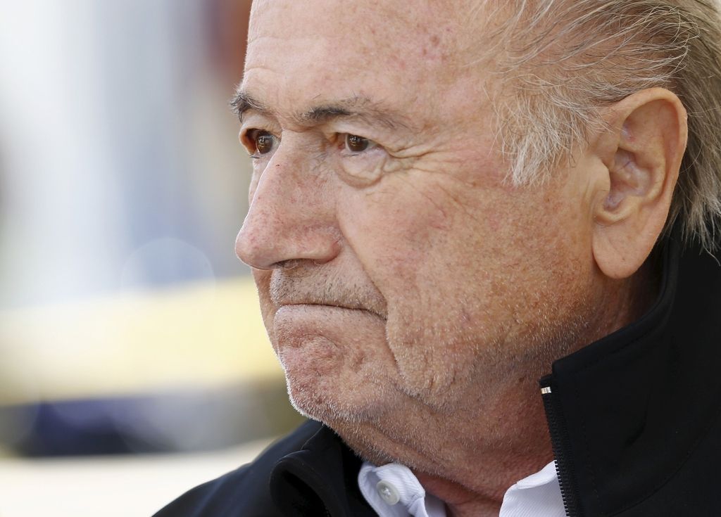Blatter še vedno vztraja pri nedolžnosti