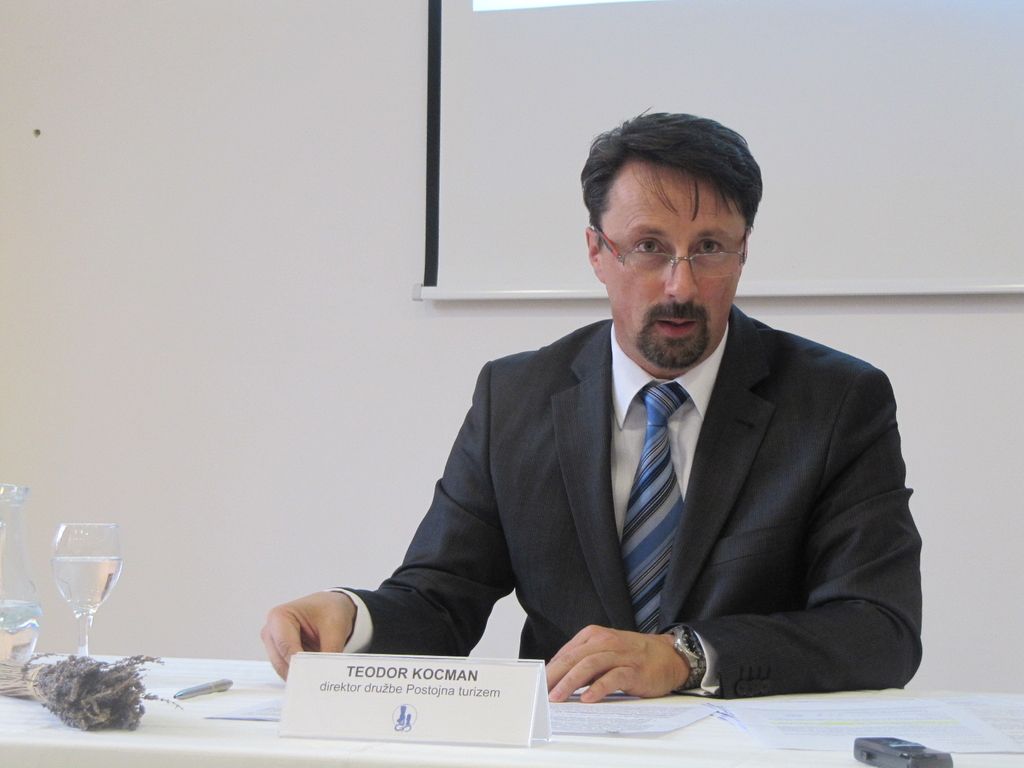 »Batagelj želi izčrpati Postojnsko jamo«