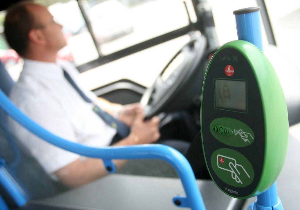Kode na telefonih so cenejše od pametnih kartic