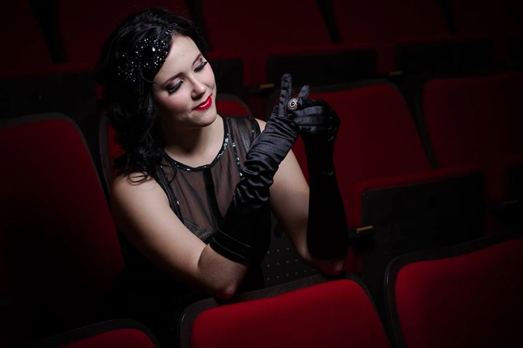 Album tedna: Alma, Almanah