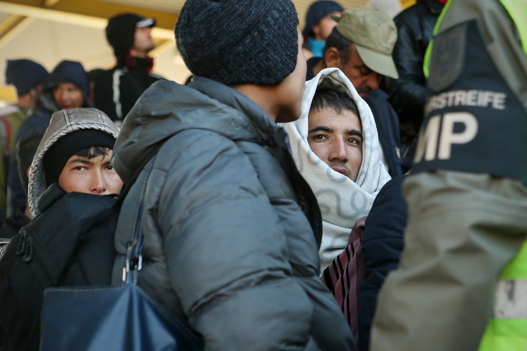 Prihod beguncev se je v Sloveniji nekoliko umiril, v Srbiji registrirali novih 8000