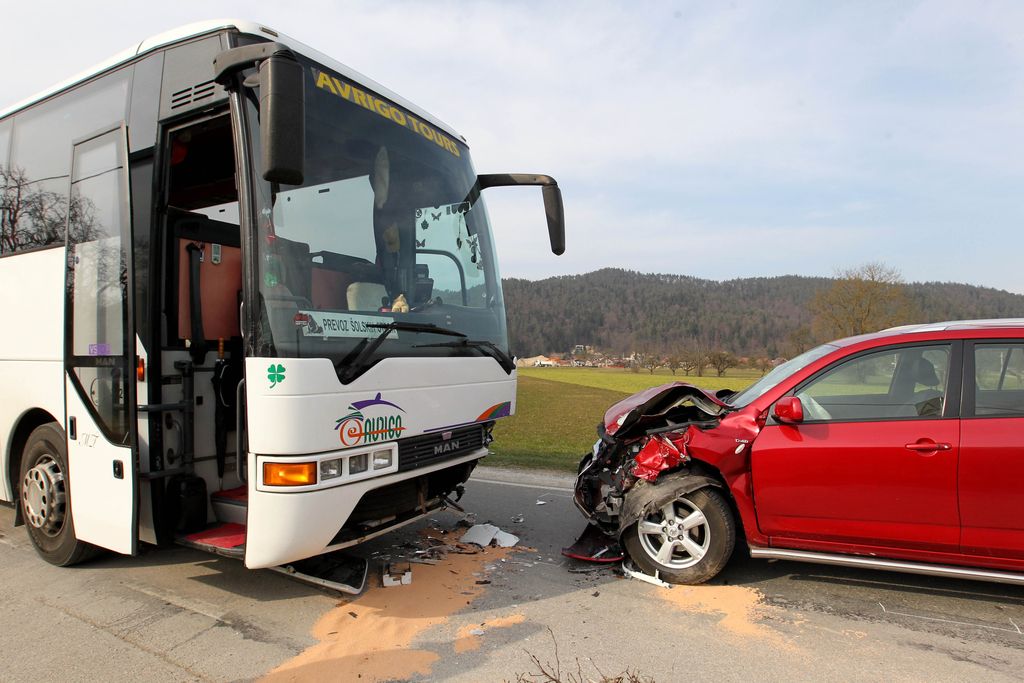 Nesreča avtobusa s prebežniki