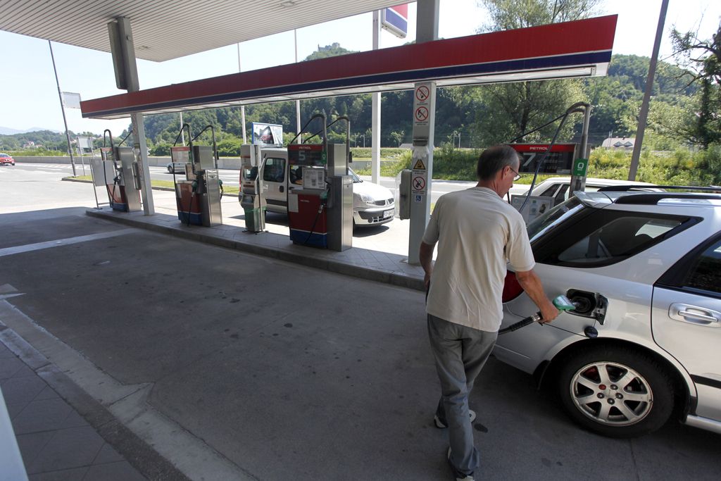Rop bencinskega servisa v Šoštanju