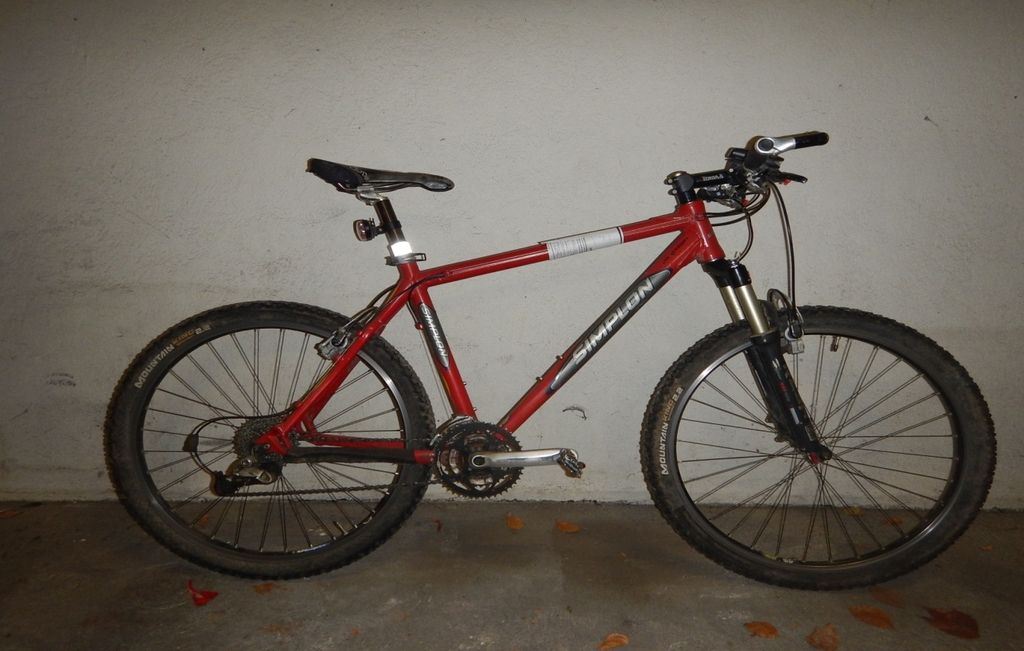 Med hišno preiskavo našli ukradena kolesa