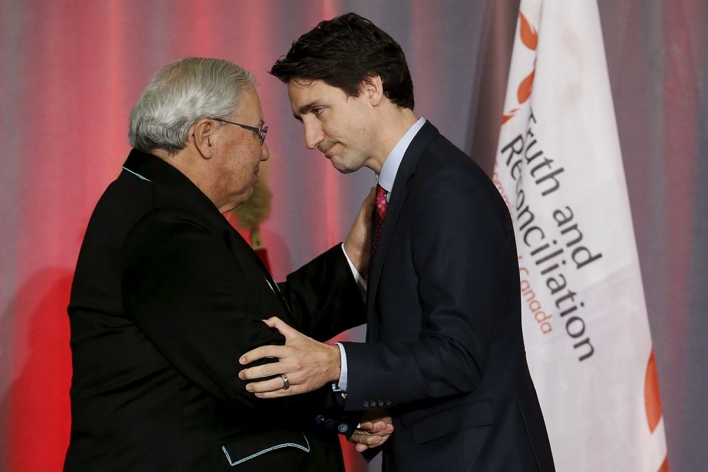 Kanadski premier se je opravičil za zlorabe staroselcev