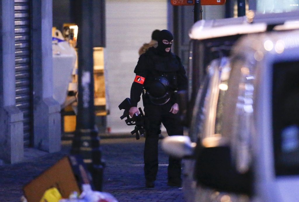 V Bruslju še več aretacij, povezanih s pariškimi napadi
