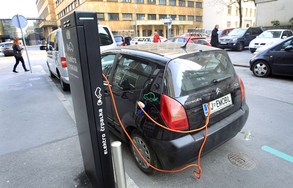 Slovenija ima rešitve za električne avtomobile