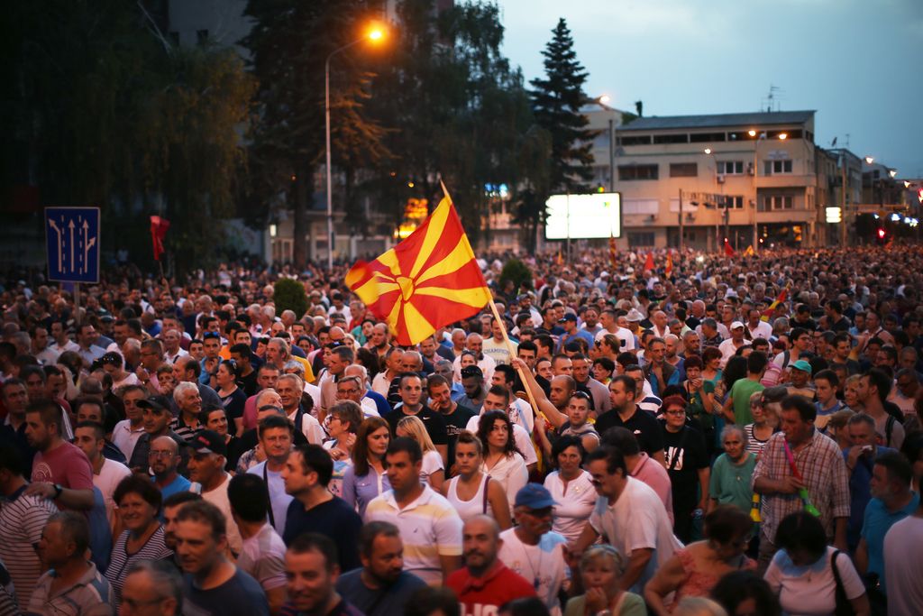 Pisana revolucija v Makedoniji: Ustoličenje pravne države z uličnimi protesti