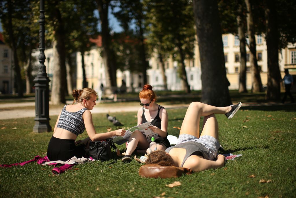 Mestni parki: Ko je smisel življenja ležanje v travi