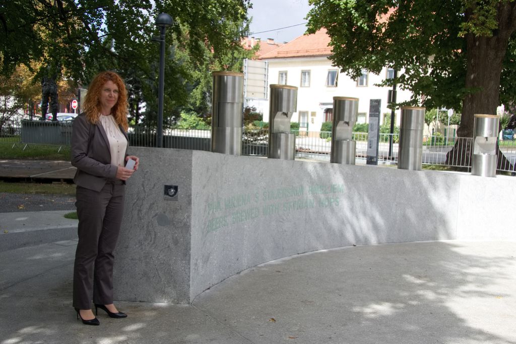 Od fontane piva si obetajo razmah turizma