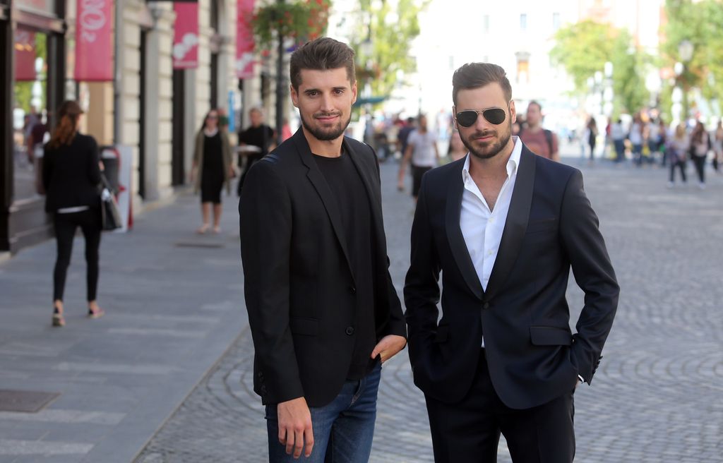 2Cellos - Virtuoza na zajtrku pri Tiffanyju