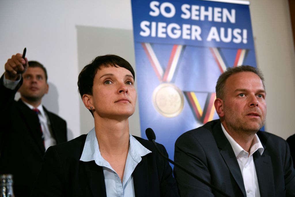Nemška AfD z vodilnima kandidatoma za parlamentarne volitve