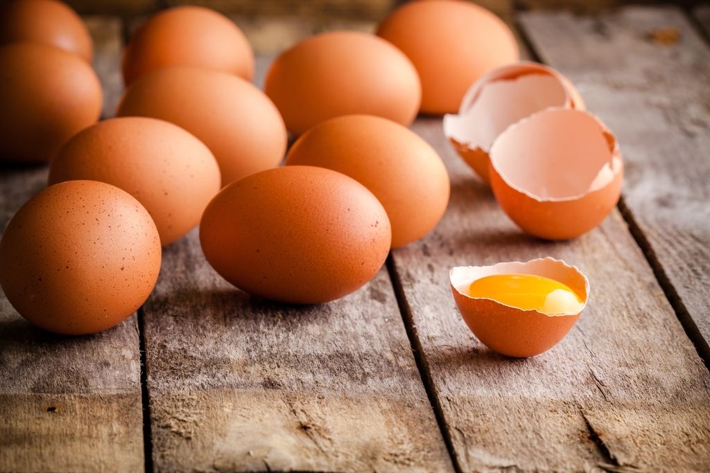 Slovenec na leto poje skoraj 178 jajc