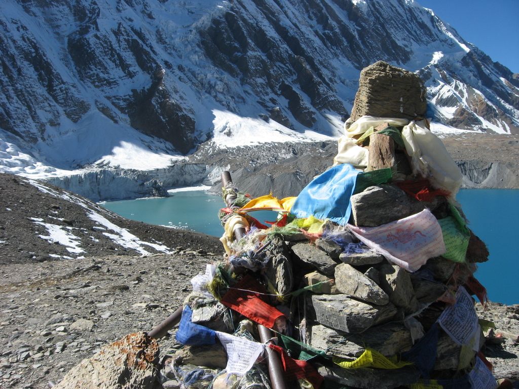 Everest bo osvajalo rekordno število plezalcev