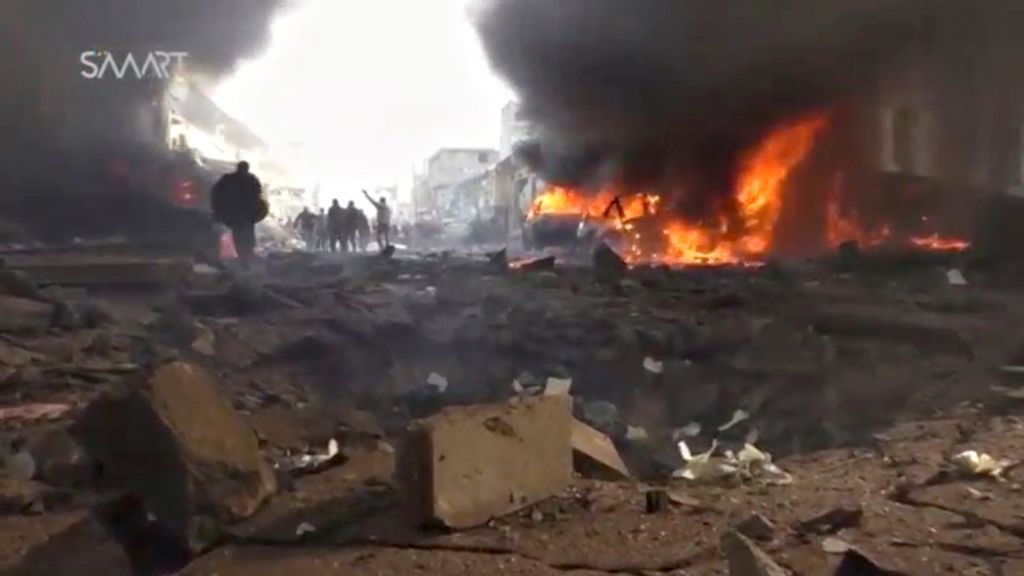 Številne žrtve tovornjaka bombe v Siriji