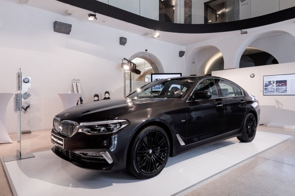 BMW v leto 2017 z novo petico