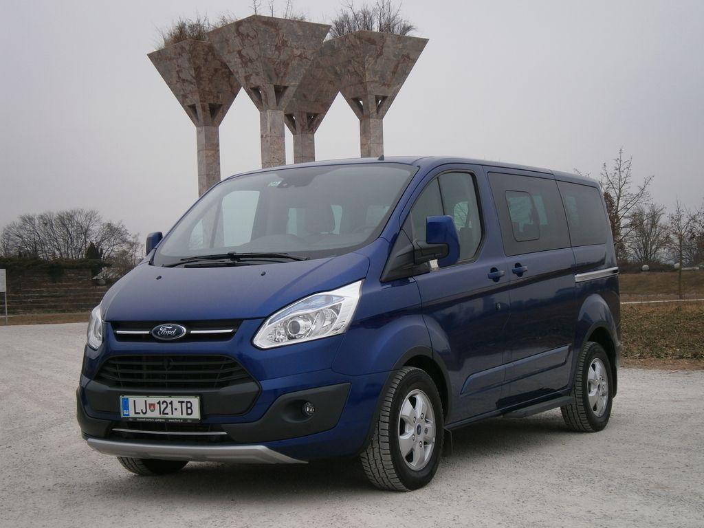 Preizkusili smo: Ford tourneo custom limited 2.0 ecoblue
