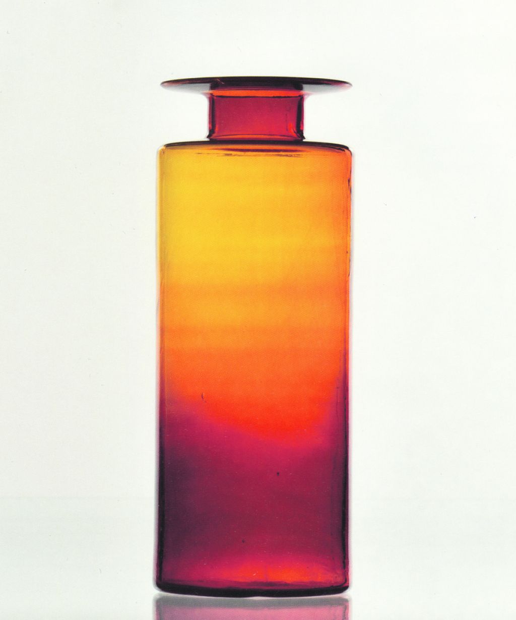 Modernizem, vlit ali izpihan v steklo