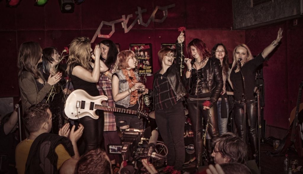 Deloskop izpostavlja: Dan rock žena v Orto baru