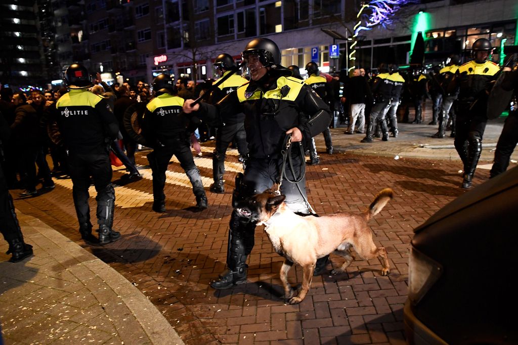 Turčija: Nizozemska bo plačala za izgon ministrice