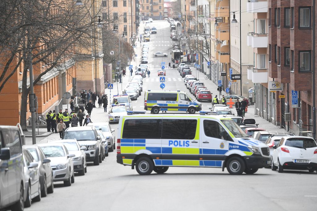 Napad v Stockholmu: glavni osumljenec priznal teroristično dejanje