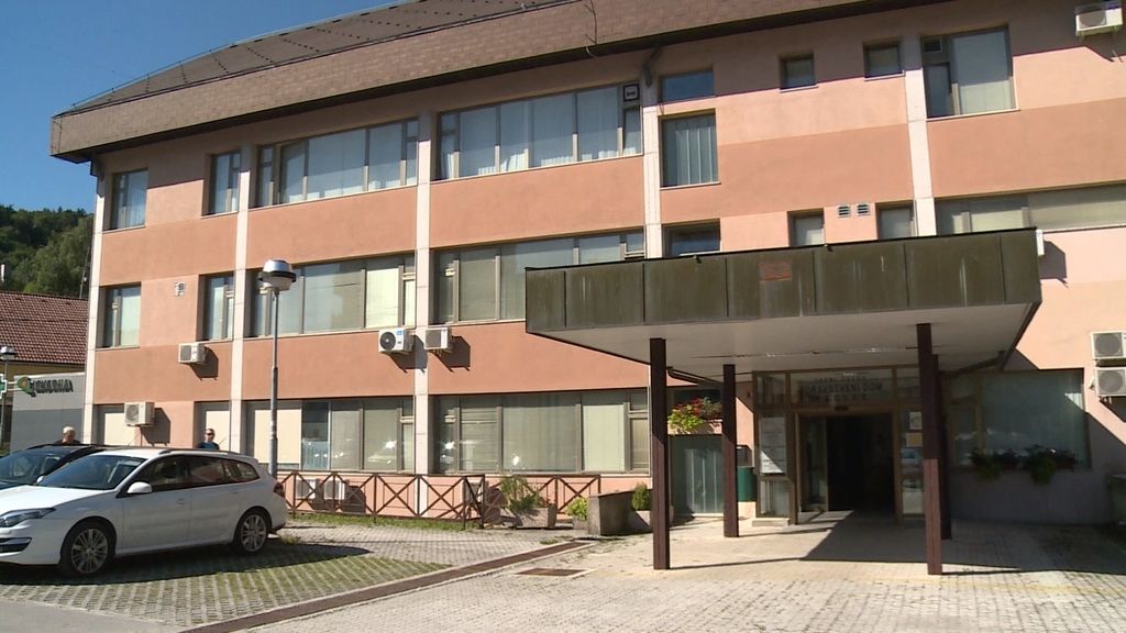 Dva tedna časa za novega direktorja