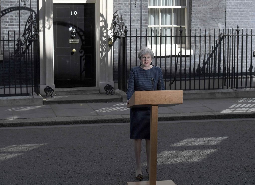 Theresa May odhaja po lasten mandat
